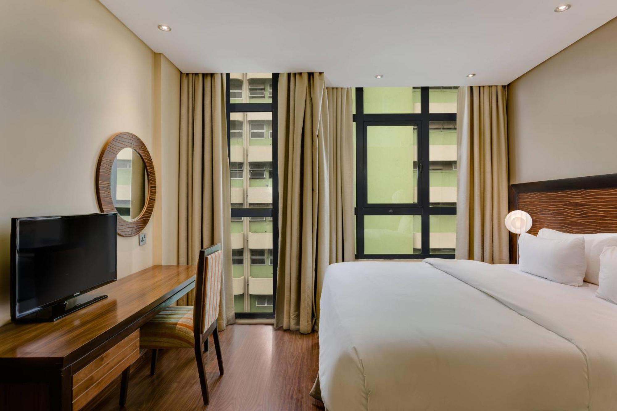 Protea Hotel By Marriott Ikeja Select Lagos Extérieur photo