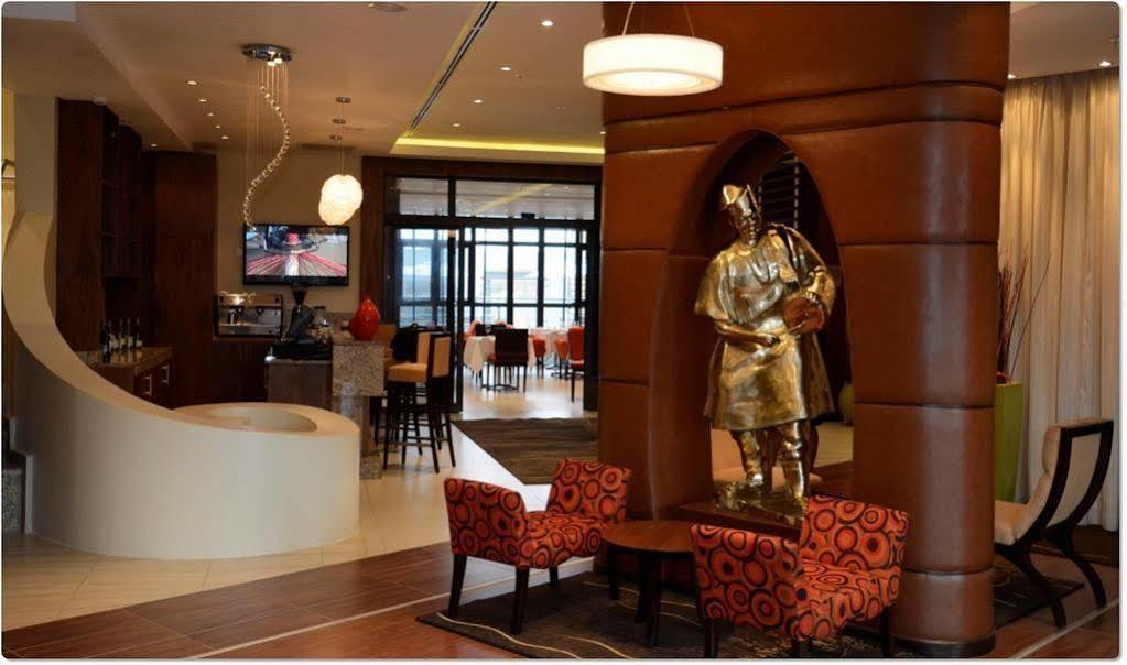 Protea Hotel By Marriott Ikeja Select Lagos Extérieur photo